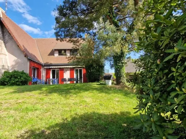 Entre MAINTENON et CHARTRES : Pavillon familial de 157 m²