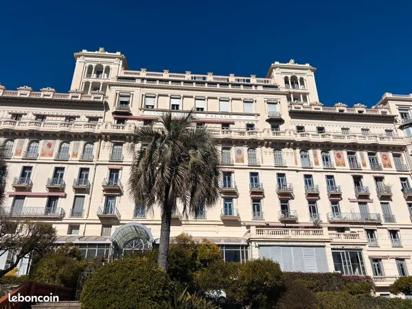 Location appartement T2 à Menton