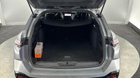 Peugeot 308 Sw 1.5 BlueHDi 130ch S&S GT EAT8 — photo 14