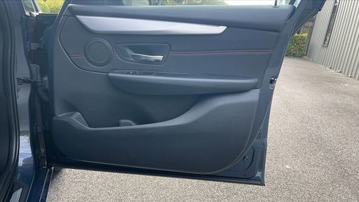 BMW Serie 2 Gran Tourer 218i 136 BVA6 - Sport – 2015 – 123180 km – Essence – Boîte Automatique — photo 26