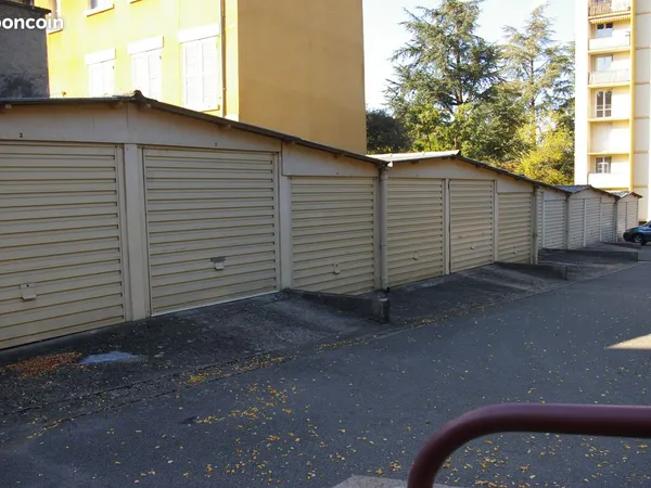 Stockage Location Lyon   110€