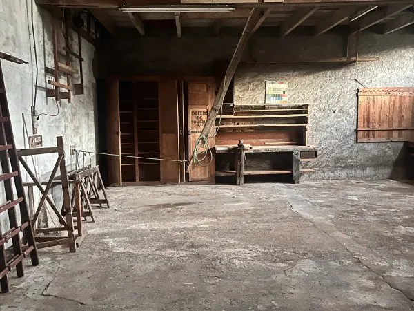 Loue cave - 85m²