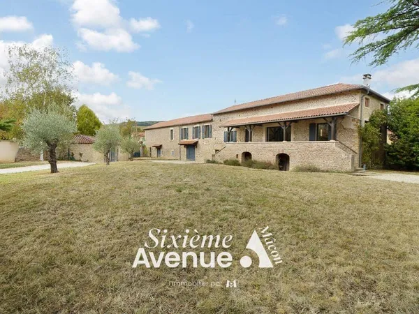 Maison 4 pièces 155 m²