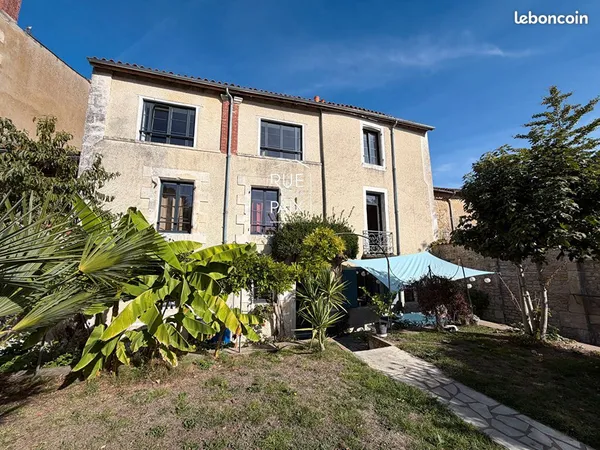 Maison de ville 9 pièces 275 m²
