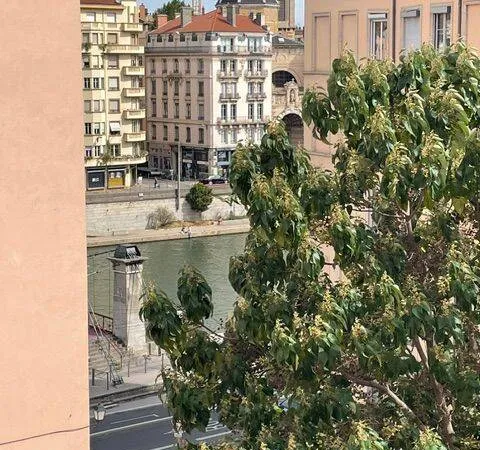 Appartement 5 pièces 150 m²