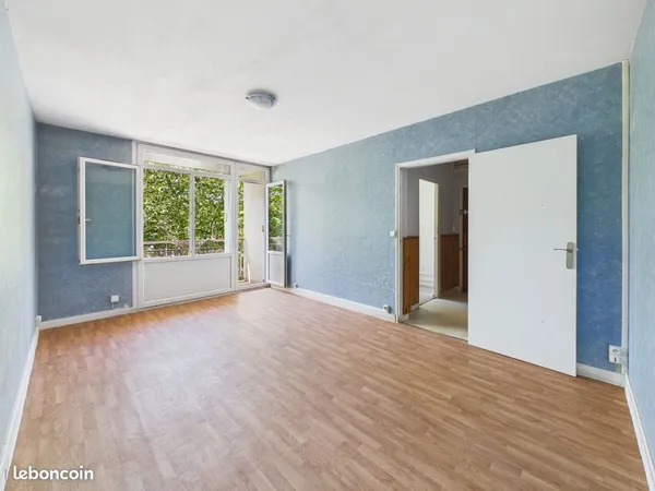 APPARTEMENT 3 pièces 55 m²