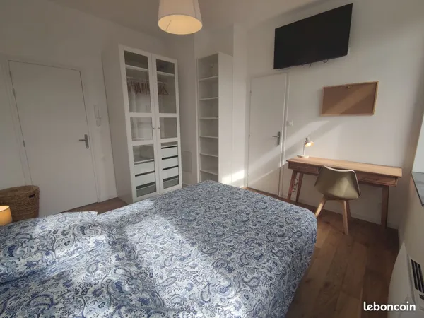 COLOCATION HAUT DE GAMME - PACK COMPLET : Terrasse, Jardin, Salle d'eau privée & TV dans votre chamb