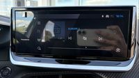 Peugeot 2008 1.2 Hybrid 145ch GT e-DCS6 — photo 21