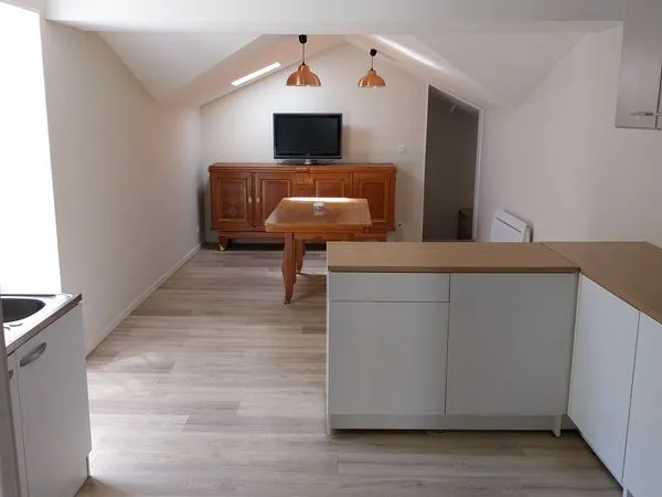 Logement meublé avec cour