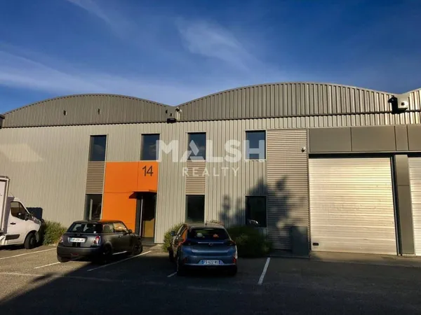 Local d'activité 206 m²