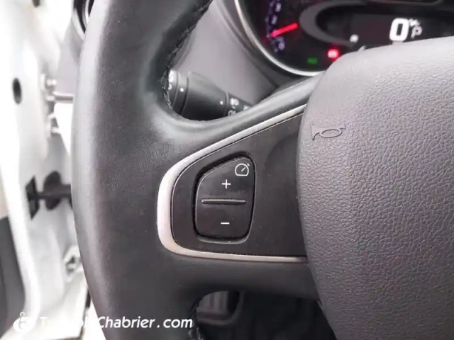 Renault Captur tce 150 fap edc initiale paris — photo 19