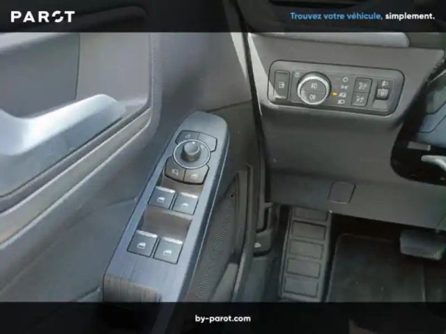 Ford Kuga 2.5 duratec 225ch phev titanium bva — photo 26