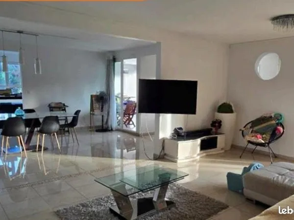 Grand Apt T5 proche de toutes commodités
