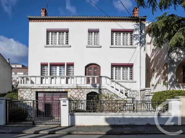 Maison 8 pièces 200 m²