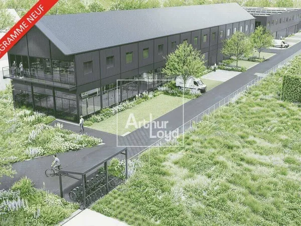 Local commercial 922 m²