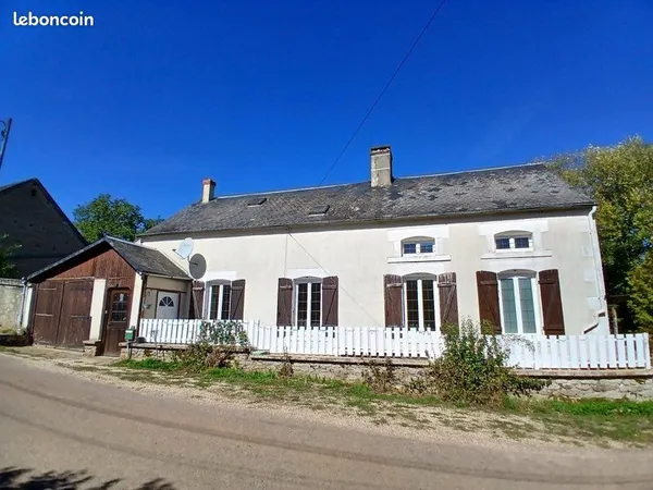 Maison de campagne indépendante entre Corbigny et Vèzelay