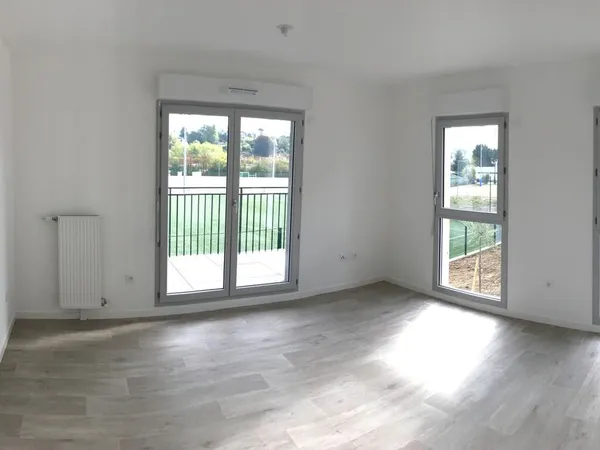 Lumineux F2 à Melun
