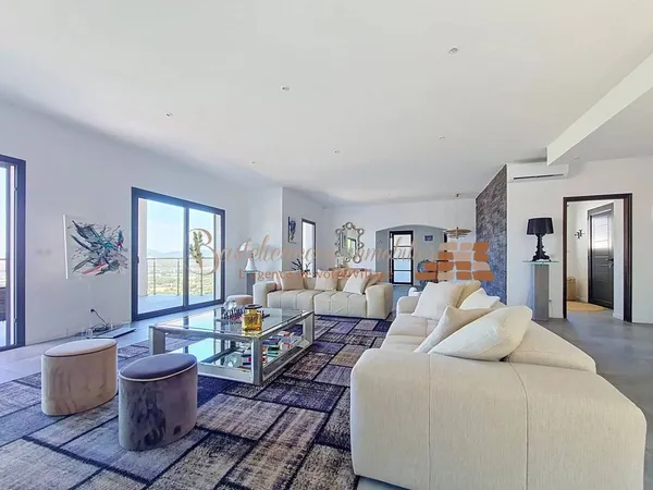 Maison de luxe 5 pièces 175 m²