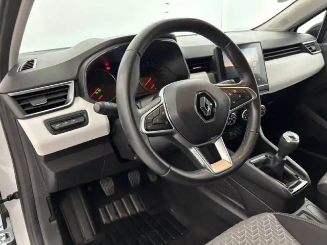 Renault Clio tce 90 — photo 19