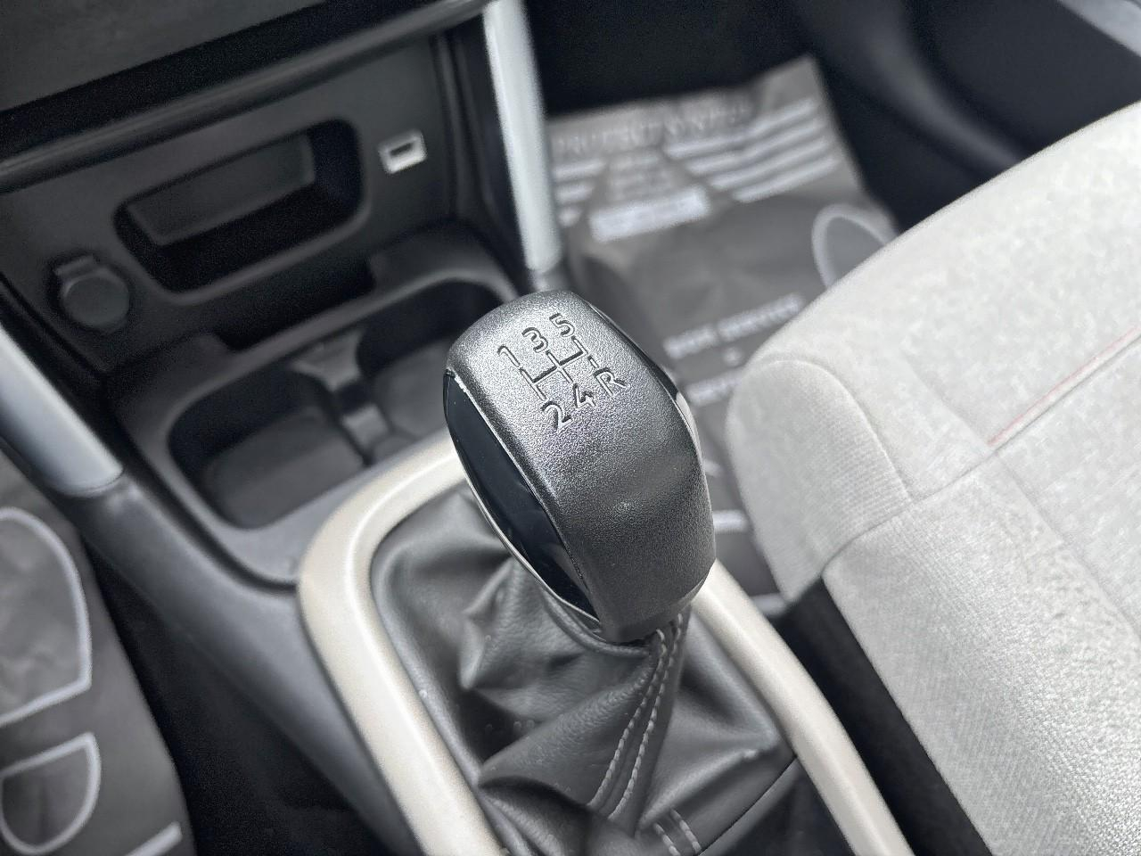 Citroën C3 Aircross puretech 110ch s&s shine e6.d-temp — photo 22