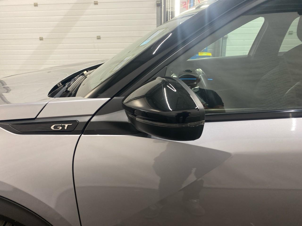 Peugeot 2008 puretech 130 s&s eat8 gt — photo 30