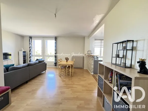 Appartement 3 pièces 81 m²