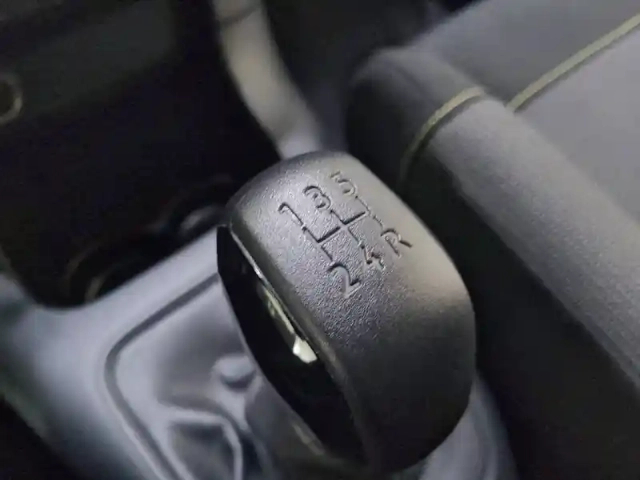 Citroën C3 puretech 83 s&amp;s bvm5 — photo 17