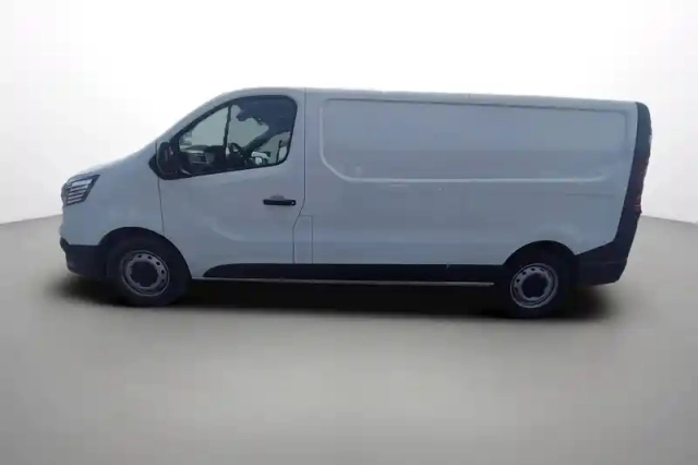 Renault Trafic fgn l2h1 3000 kg blue dci 130 — photo 2