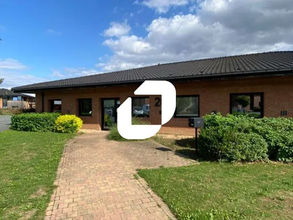 Local d'activité 563 m²