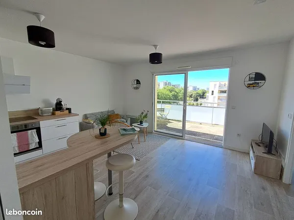 Appartement type 2 meublé complètement avec terrasse et parking privé