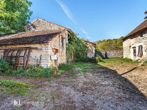 Maison de village située au'Hameau de Buisson' 2 pièce(s) d'environ 65 m2