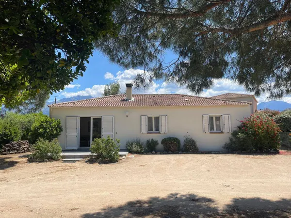 Maison 4 pièces 96 m²