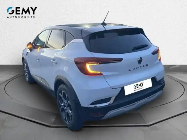 Renault Captur tce 140 edc - 21 — photo 24