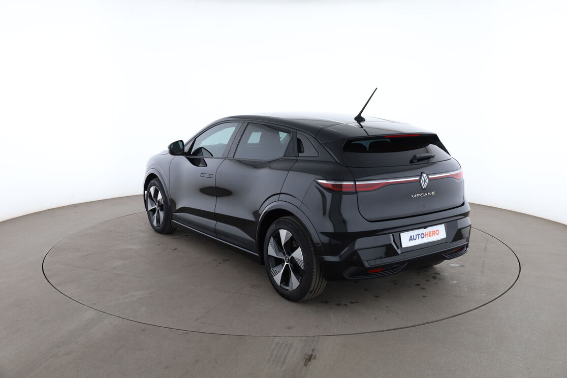 Renault Megane E-Tech E-Tech EV60 Super Charge Equilibre — photo 3