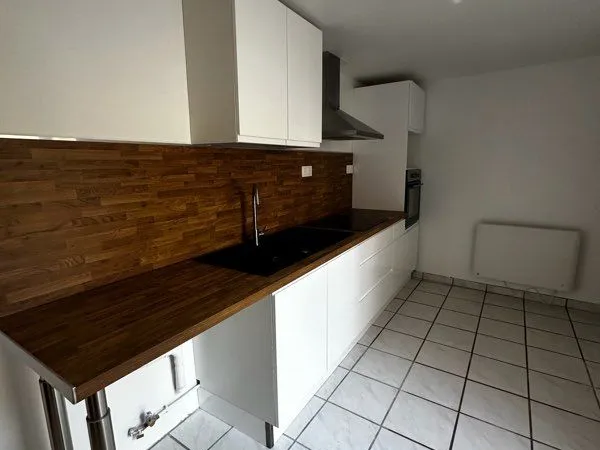 Maison 60 m² - 2 chambres avec cour privative