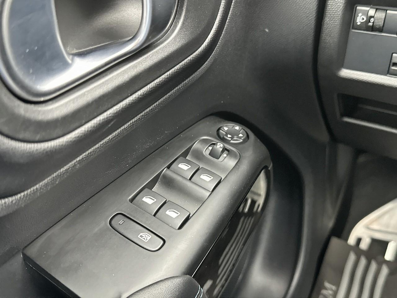 Citroën C5 Aircross puretech 130 s&s eat8 shine — photo 16