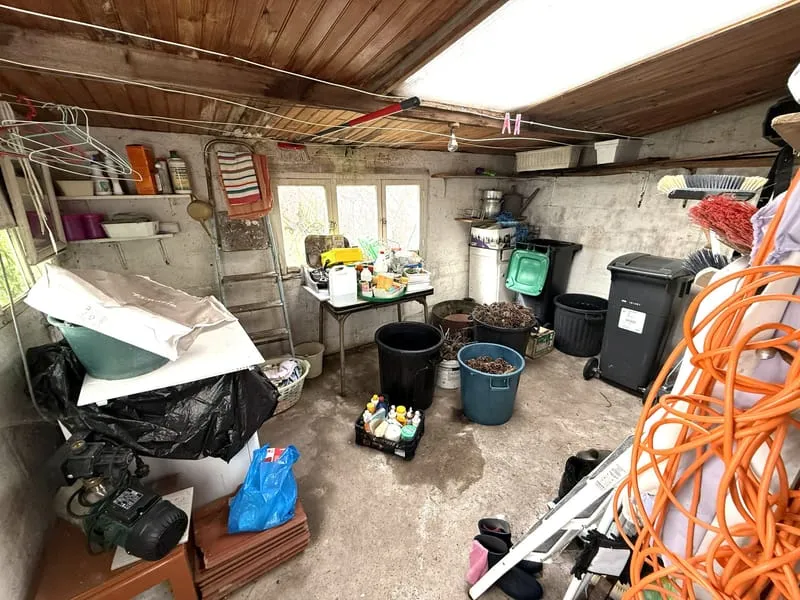 Photo 16
