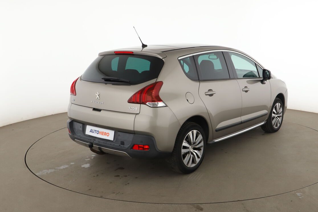 Peugeot 3008 1.6 Blue-HDi Allure — photo 5