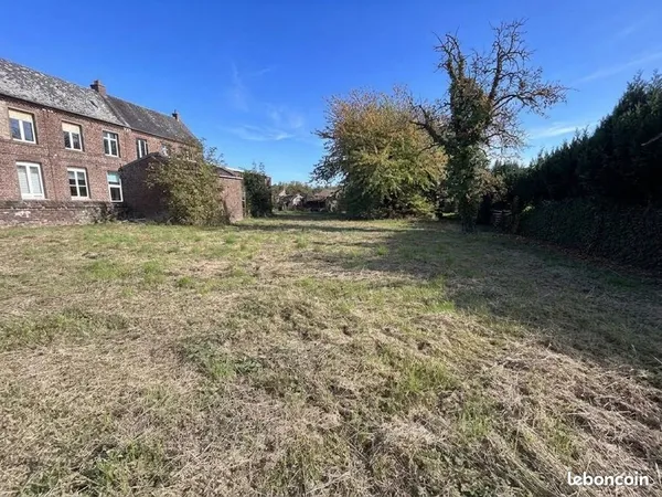 Terrain 1010 m²