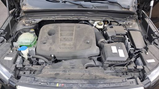 Volvo XC40 2.0 D3 150 BVA - Momentum – 2019 – 111036 km – Diesel – Boîte Automatique — photo 28