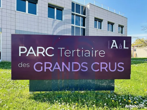 Bureaux 630 m² Chenôve