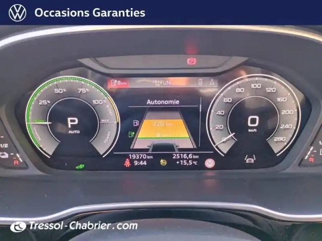 Audi Q3 45 tfsie 245 ch s tronic 6 s line — photo 21