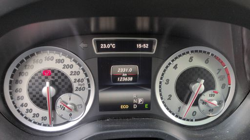 Mercedes Classe A 2.0 250 211 7G-DCT - Sport – 2015 – 123638 km – Essence – Boîte Automatique — photo 15