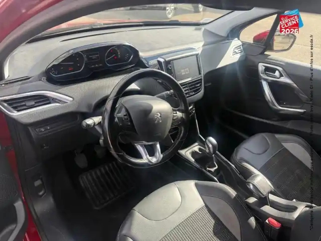 Peugeot 2008 1.6 bluehdi 100ch allure — photo 15