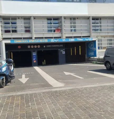 Garage/Parking