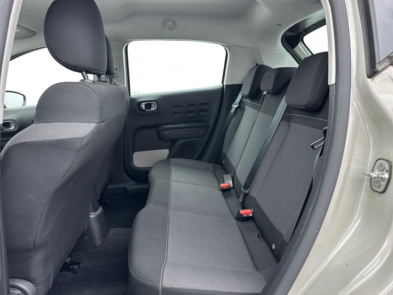 Citroën C3 puretech 110 s&s eat6 shine — photo 12