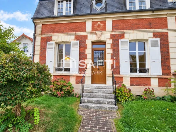 Le charme d'une maison de maître, un jardin en ville