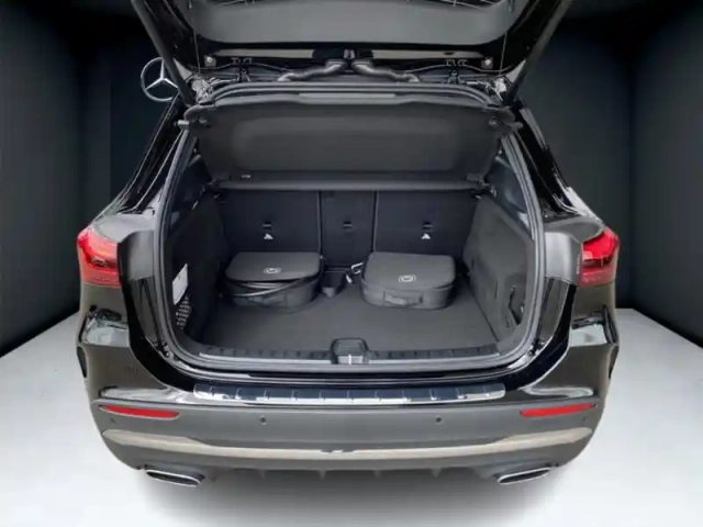 Mercedes Gla 250 e hybrid eq edition 140 — photo 10
