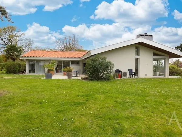 Maison 6 pièces 163 m²