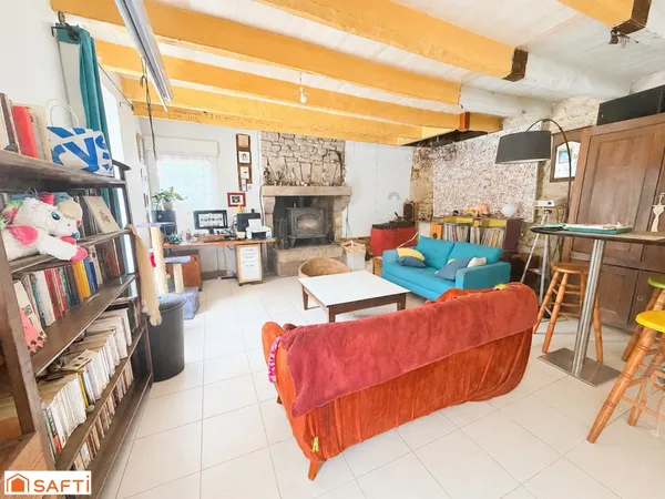 MAISON TRADITIONNELLE 3 CHAMBRES A BAUD